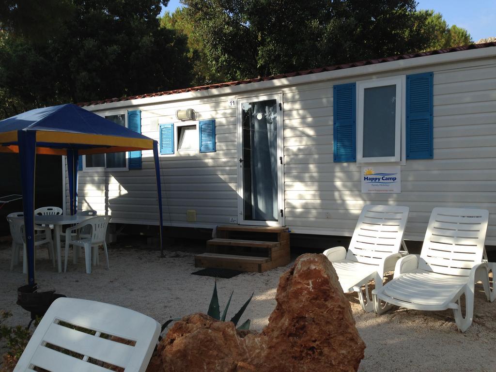 Happy Camp Mobile Homes In El-Bahira Camping Village San Vito Lo Capo Exterior photo